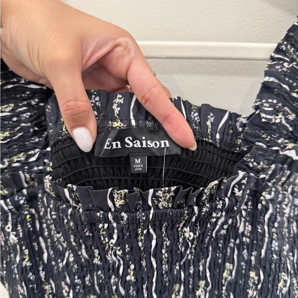NWOT En Saison Cottagecore Smocked Tiered Midi Dress Black Floral Size Medium - Picture 4 of 7